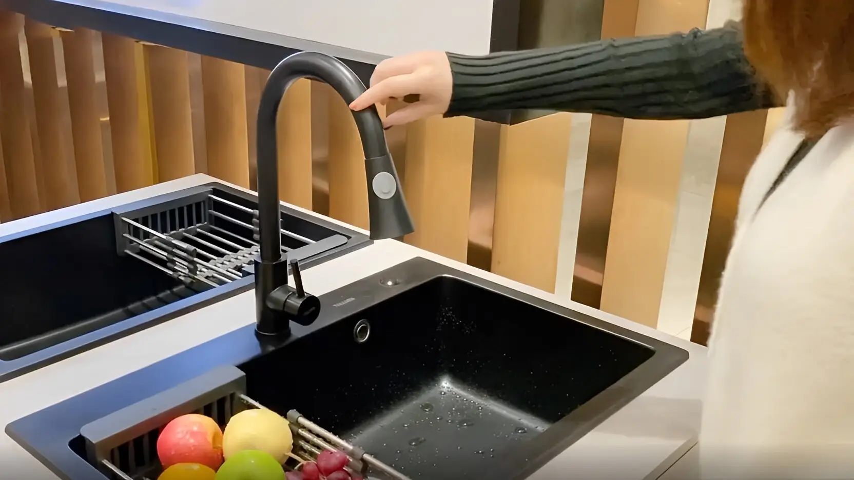 Kishanda BDSM jinsiy aloqa